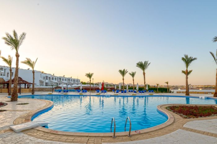 Invidia Coral Beach Tiran