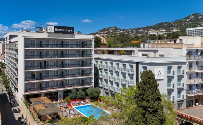 Aqua Hotel Bertran