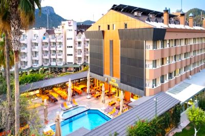 Fame Beach Hotel