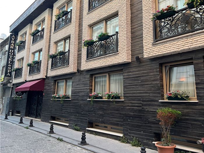Aybar Hotel