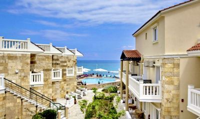 Jo-An Beach Hotel