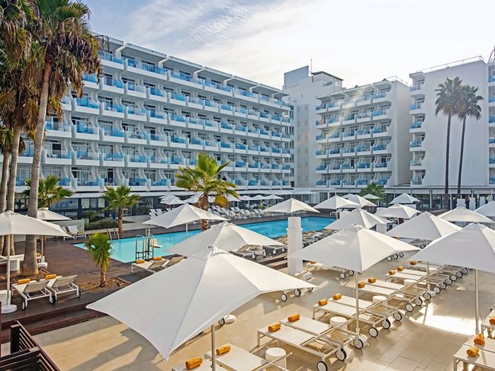 Iberostar Waves Bahia de Palma