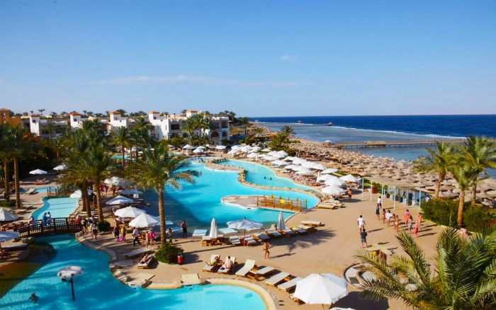 Rehana Royal Beach Resort Aqua Park & Spa