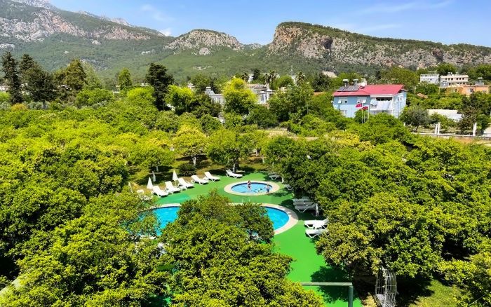 Castle Park Hotel